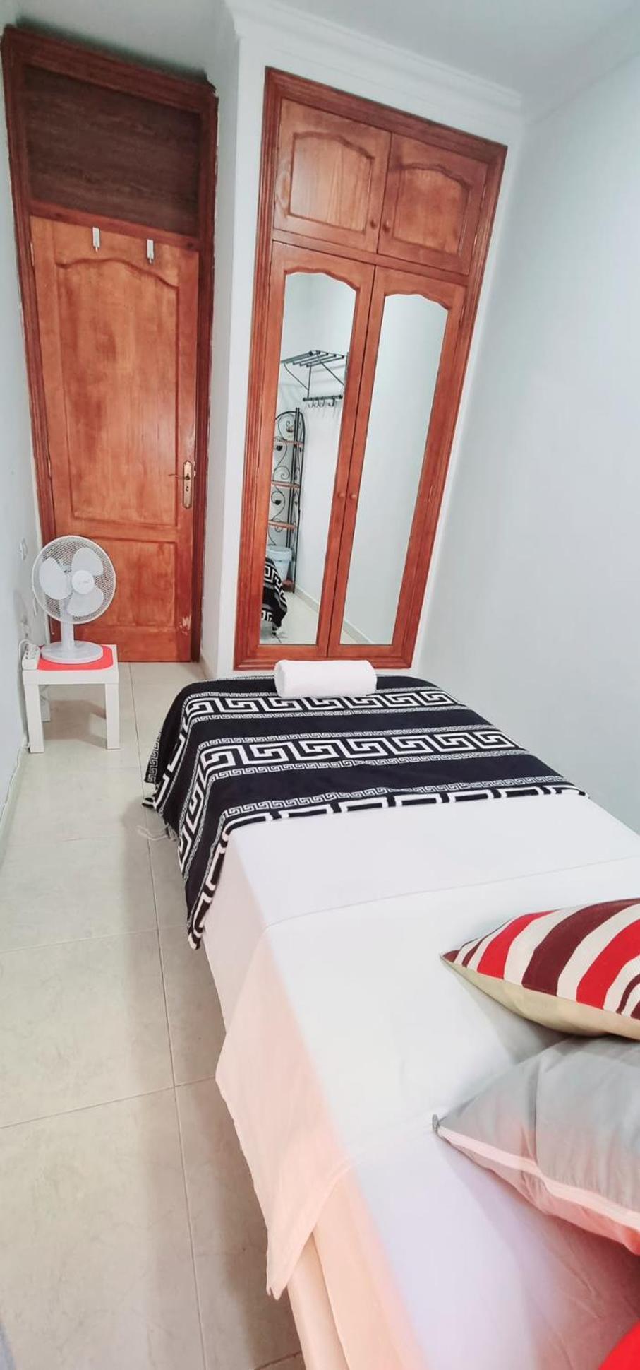 Almar We Go! Habitaciones Privadas En Alcala - Private Rooms - Pieces Privees - In Shared Apartment Exteriér fotografie